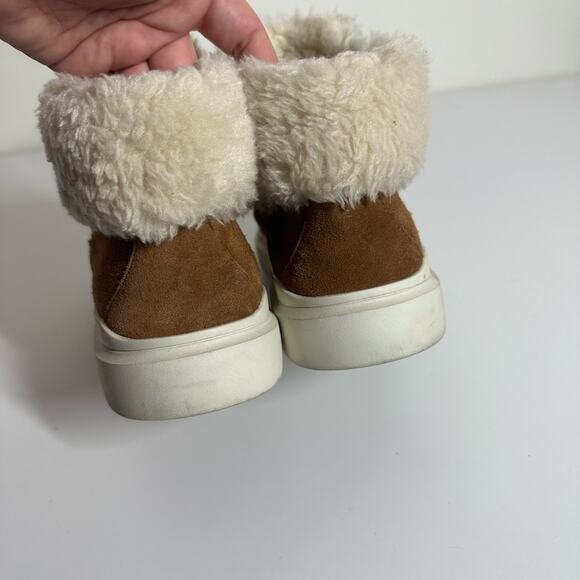 Cole Haan Women's Grand Pro Rally Shearling Boot Sneakers Size 10 Faux Fur - Picture 3 of 9